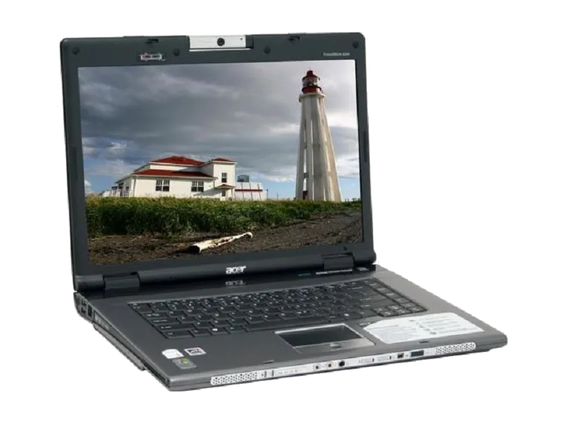TravelMate 8200